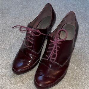 Maroon lace up heel